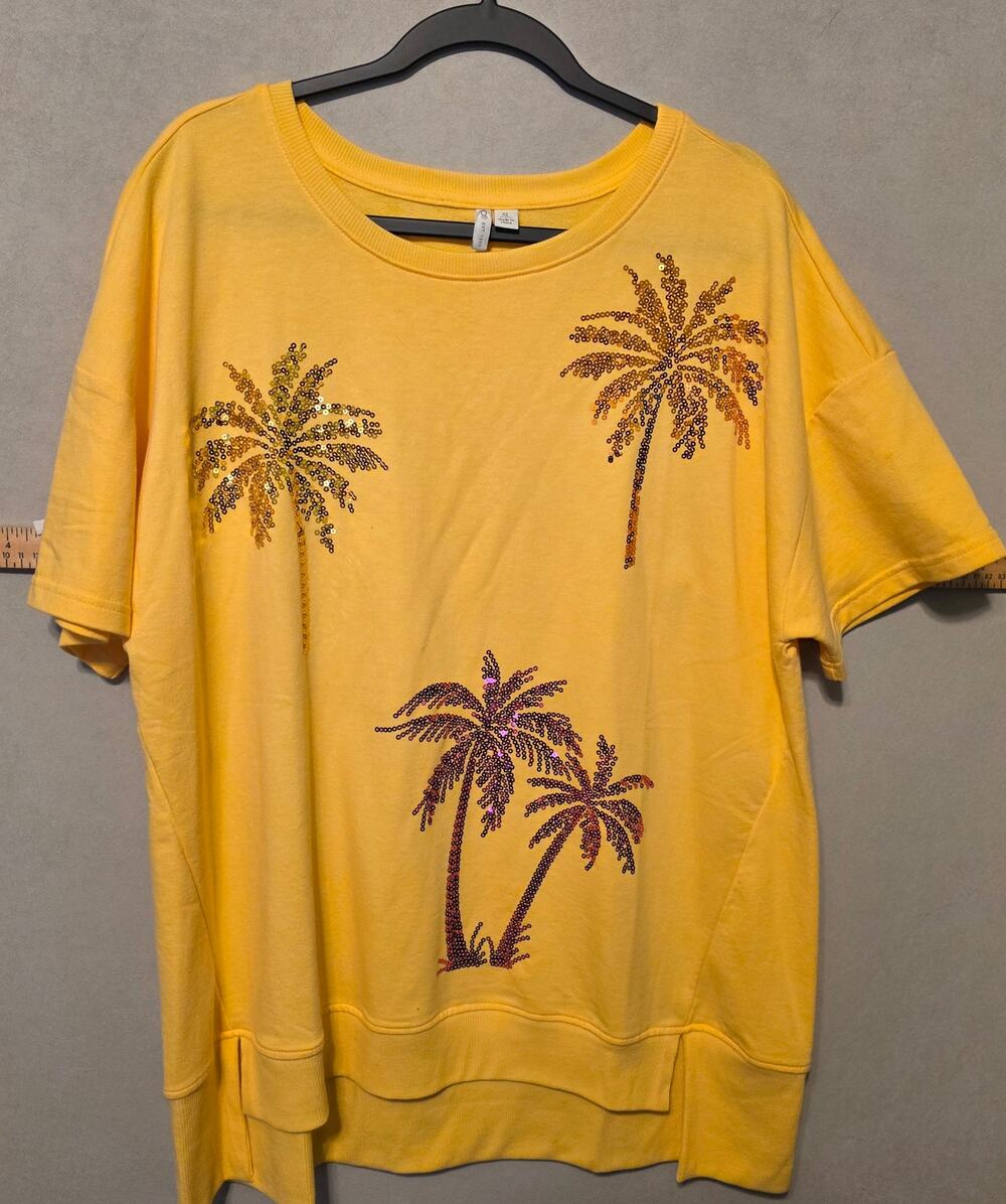 NWOT Cato short sleeve yellow sweatshirt bronze sequin palm trees size XL